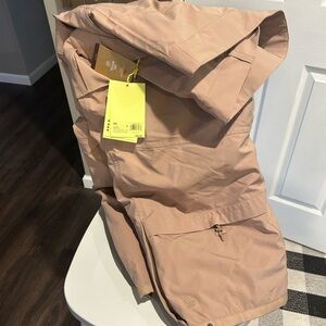 Size 5x Snow pants NWT